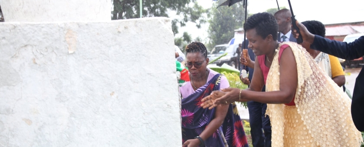 Burunga : L’Ombudsman Aimée Laurentine Kanyana, Envoyée du Gouvernement pour le 33è anniversaire de l’adoption de la Charte de l’Unité Nationale